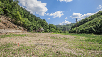Prodej pozemku 26289 m², Dobkovice