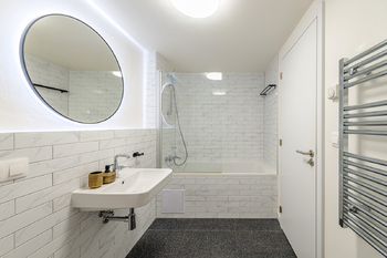 Prodej bytu 2+kk v osobním vlastnictví 59 m², Praha 8 - Karlín