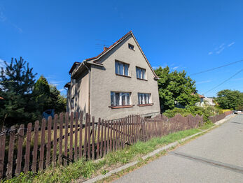 dům z ulice - Prodej domu 150 m², Frýdlant nad Ostravicí 