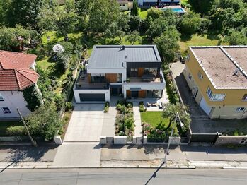 Prodej pozemku 815 m², Praha 4 - Háje