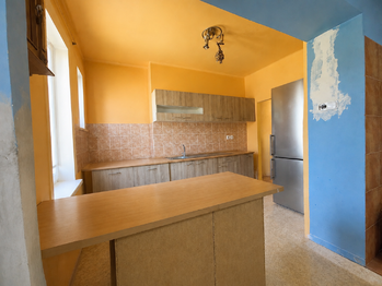Kuchyně - Prodej bytu 3+1 v osobním vlastnictví 74 m², Milovice