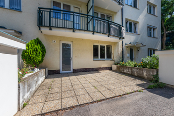 Prodej bytu 1+kk v osobním vlastnictví 49 m², Praha 5 - Zbraslav