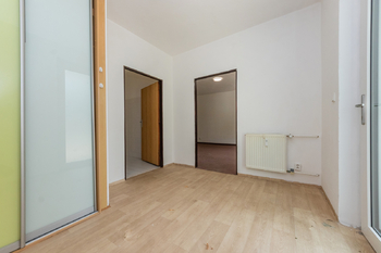 Prodej bytu 1+kk v osobním vlastnictví 49 m², Praha 5 - Zbraslav