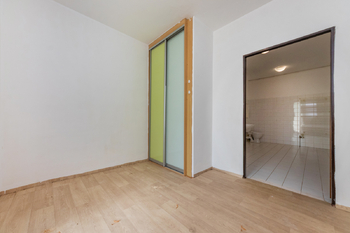 Prodej bytu 1+kk v osobním vlastnictví 49 m², Praha 5 - Zbraslav