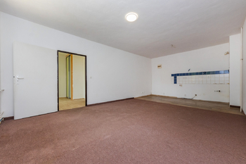 Prodej bytu 1+kk v osobním vlastnictví 49 m², Praha 5 - Zbraslav