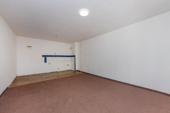 Prodej bytu 1+kk v osobním vlastnictví 49 m², Praha 5 - Zbraslav