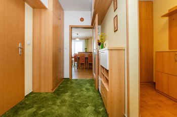 Prodej bytu 2+1 v osobním vlastnictví 58 m², Praha 9 - Horní Počernice