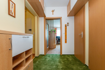 Prodej bytu 2+1 v osobním vlastnictví 58 m², Praha 9 - Horní Počernice