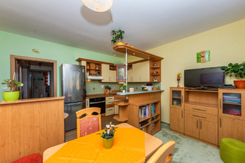 Prodej bytu 2+1 v osobním vlastnictví 58 m², Praha 9 - Horní Počernice