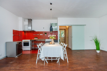 Prodej bytu 3+kk v osobním vlastnictví 86 m², Praha 5 - Zbraslav