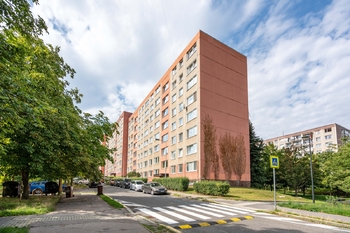 Prodej bytu 4+1 v osobním vlastnictví 90 m², Praha 5 - Hlubočepy