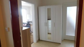Pronájem bytu 2+kk v osobním vlastnictví 48 m², Praha 9 - Letňany