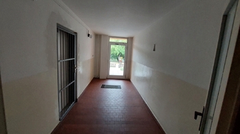 vstup do domu - Prodej bytu 3+kk v osobním vlastnictví 73 m², Praha 10 - Horní Měcholupy