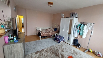 obývák - Prodej bytu 3+kk v osobním vlastnictví 73 m², Praha 10 - Horní Měcholupy