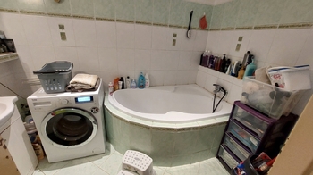 koupelna - Prodej bytu 3+kk v osobním vlastnictví 73 m², Praha 10 - Horní Měcholupy