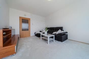 Prodej světlého, prostorného a příjemného bytu 2+kk s lodžií, 61 m², Říčanská, Brno - Bystrc - Prodej bytu 2+kk v osobním vlastnictví 61 m², Brno