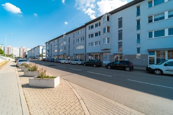 Prodej světlého, prostorného a příjemného bytu 2+kk s lodžií, 61 m², Říčanská, Brno - Bystrc - Prodej bytu 2+kk v osobním vlastnictví 61 m², Brno