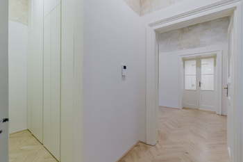 Pronájem bytu 2+kk v osobním vlastnictví 84 m², Praha 1 - Staré Město