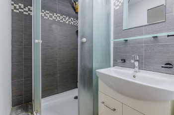 Prodej bytu 1+kk v osobním vlastnictví 26 m², Praha 4 - Braník