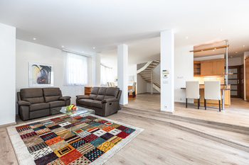 Pronájem domu 256 m², Praha 5 - Slivenec