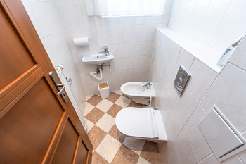 Pronájem domu 256 m², Praha 5 - Slivenec
