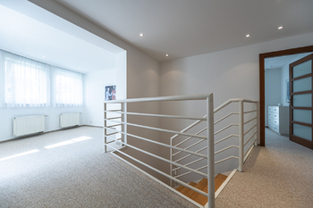 Pronájem domu 256 m², Praha 5 - Slivenec