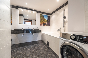 Pronájem domu 256 m², Praha 5 - Slivenec