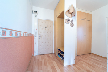 Prodej bytu 2+1 v osobním vlastnictví 51 m², Hradec Králové