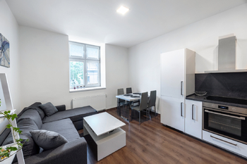 Petr Sonnenschein | +420 778 750 999 | petr.sonnenschein@re-max.cz - Pronájem bytu 2+kk v osobním vlastnictví 42 m², Ostrava