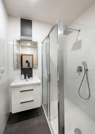 Petr Sonnenschein | +420 778 750 999 | petr.sonnenschein@re-max.cz - Pronájem bytu 2+kk v osobním vlastnictví 42 m², Ostrava
