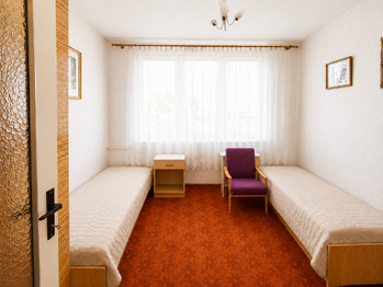 LOŽNICE - Prodej bytu 3+kk v družstevním vlastnictví 65 m², České Budějovice