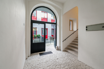 Prodej bytu 1+1 v osobním vlastnictví 39 m², Praha 8 - Karlín
