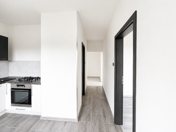 Chodba - Pronájem bytu 3+1 v osobním vlastnictví 65 m², Most