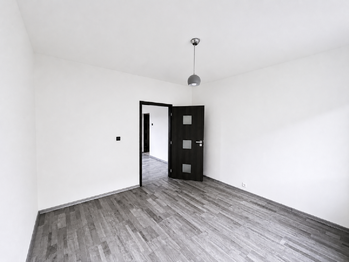 Pokoj č.2 - Pronájem bytu 3+1 v osobním vlastnictví 65 m², Most