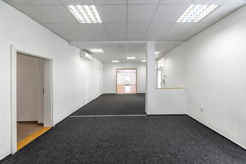 Petr Sonnenschein | +420 778750999 | petr.sonnenschein@re-max.cz - Pronájem kancelářských prostor 188 m², Ostrava