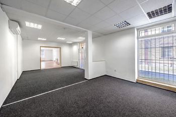 Petr Sonnenschein | +420 778750999 | petr.sonnenschein@re-max.cz - Pronájem kancelářských prostor 188 m², Ostrava