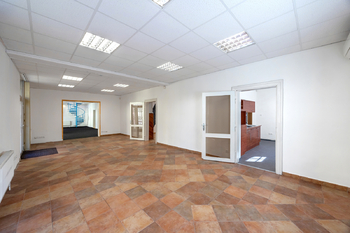 Petr Sonnenschein | +420 778750999 | petr.sonnenschein@re-max.cz - Pronájem kancelářských prostor 188 m², Ostrava