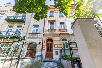 Prodej bytu 2+1 v osobním vlastnictví 51 m², Praha 5 - Smíchov