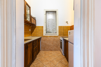 Prodej bytu 2+1 v osobním vlastnictví 51 m², Praha 5 - Smíchov
