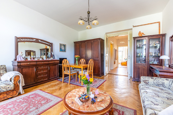Prodej bytu 2+1 v osobním vlastnictví 51 m², Praha 5 - Smíchov