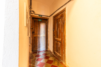 Prodej bytu 2+1 v osobním vlastnictví 51 m², Praha 5 - Smíchov