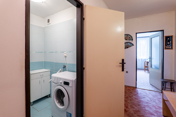 Prodej bytu 3+kk v osobním vlastnictví 64 m², Praha 10 - Hostivař