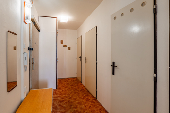 Prodej bytu 3+kk v osobním vlastnictví 64 m², Praha 10 - Hostivař