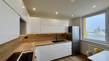 Pronájem bytu 3+1 v osobním vlastnictví 72 m², Břeclav