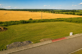 Prodej pozemku 1132 m², Točník