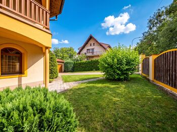 Pronájem domu 280 m², Hluboká nad Vltavou
