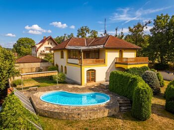 Pronájem domu 280 m², Hluboká nad Vltavou