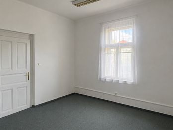 Prodej domu 405 m², Praha 9 - Hloubětín