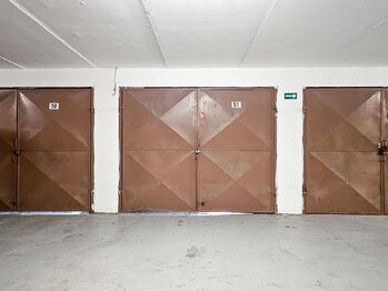 Prodej garáže 1553 m², Praha 4 - Modřany