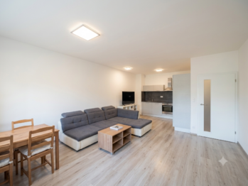 Pronájem bytu 2+kk v osobním vlastnictví 58 m², Hradec Králové